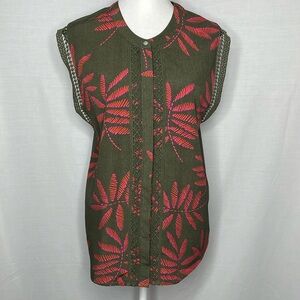 A New Day Green and Dark Pink Sleeveless Crochet Edge Top Size Medium